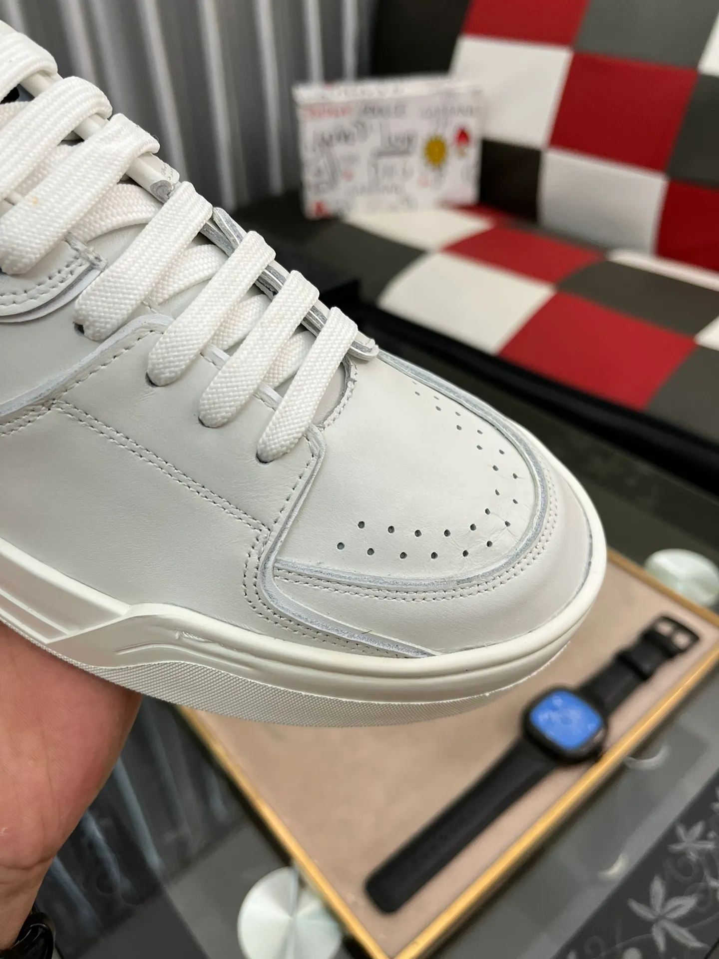 Men's shoes 💰480⌚️⌚️【DG～】Men's casual shoes are on sale simultaneously in 2022z cabinets 🔷Multiple colors🔜Handmade upper with graffiti fabric ➕Genuine leather lining, comfortable and breathable, sole: original comfortable handmade graffiti wear-resistant outsole, ⚠️real thing📱photography🎬the real thing is better. Code number 38-445⃣️Color optional